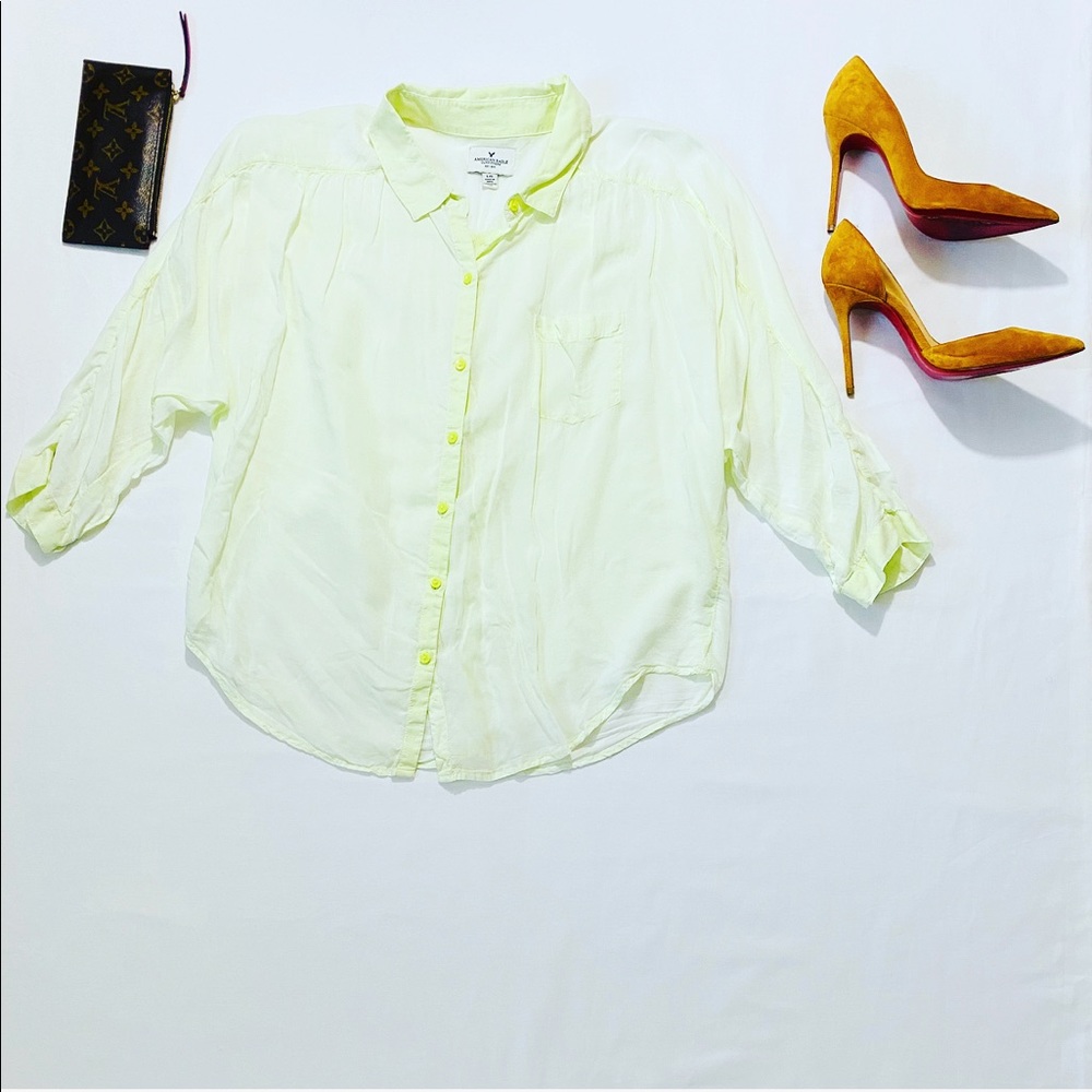 2/$24 American Eagle Button Down Shirt Green